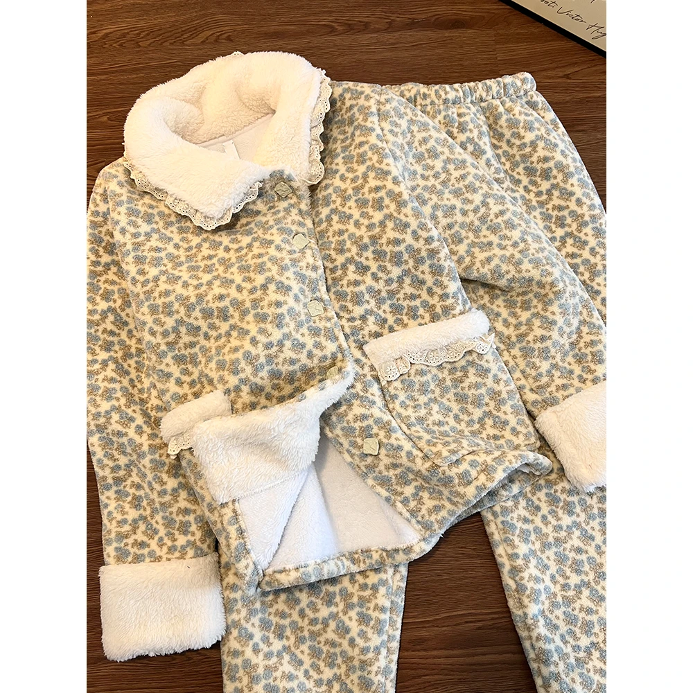 甜美碎花毛绒边珊瑚绒睡衣女秋冬季新款加厚保暖家居服套装可外穿