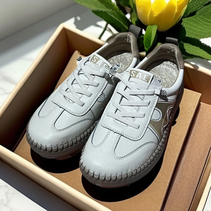 拼色防滑经典时尚休闲鞋白色春季薄底德训鞋小白鞋