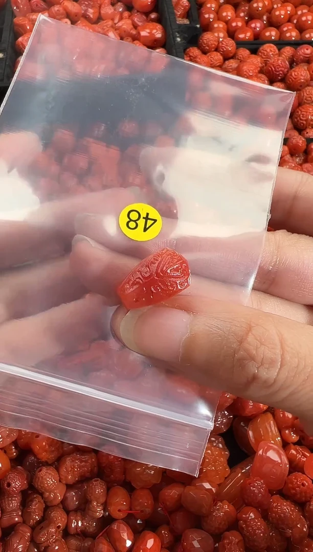 颈饰未镶嵌南红玛瑙11