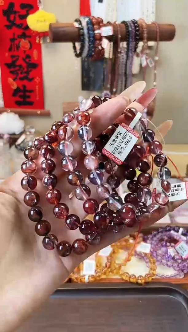 【闪购商品】水晶手串未镶嵌牛血红胶花9mm