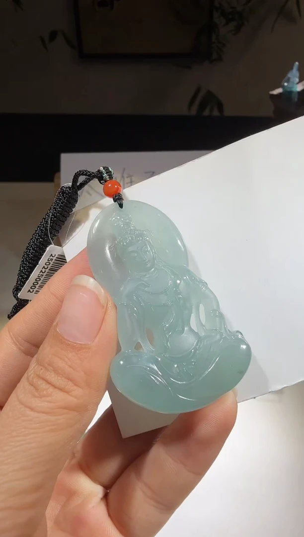 吊坠(不含链)未镶嵌翡翠观音