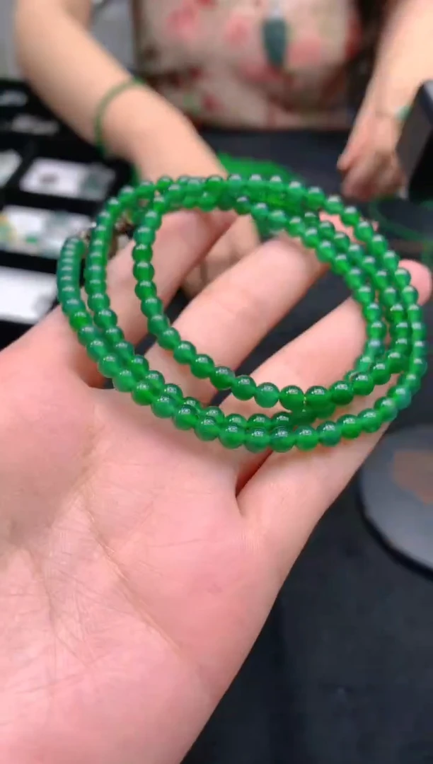 翡翠未镶嵌颈饰天然A货翡翠