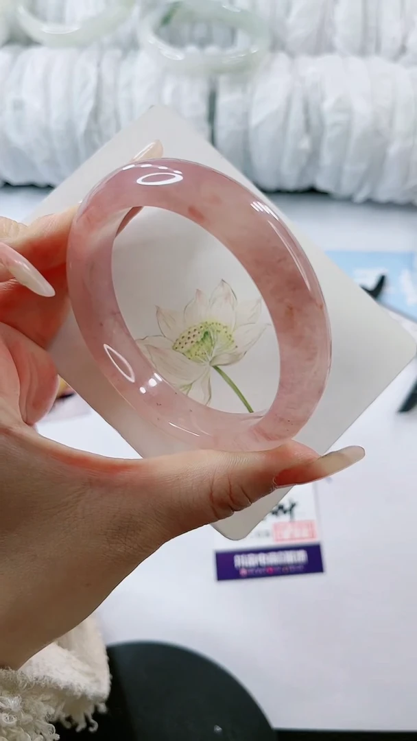 【闪购商品】石英质玉手镯未镶嵌多样性发货L744