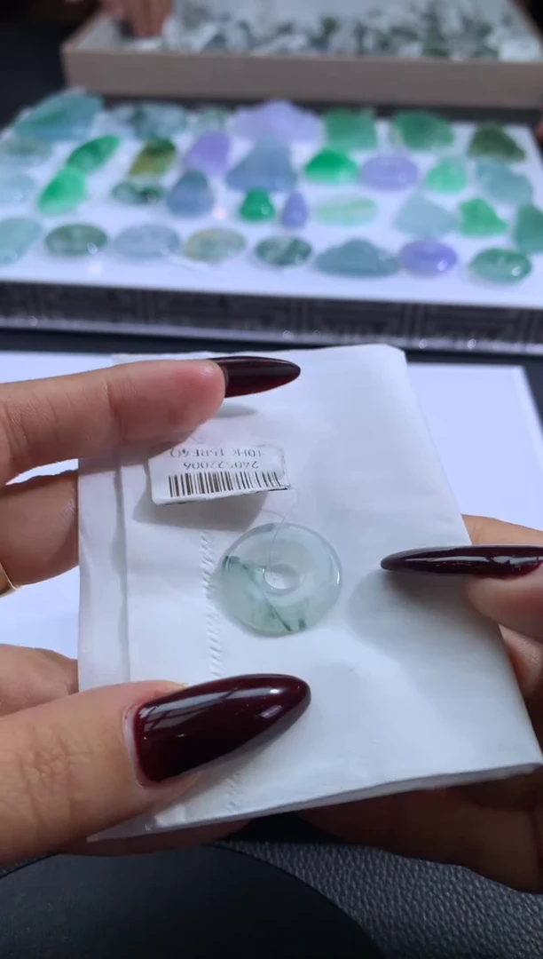 【闪购商品】定制翡翠未镶嵌翡翠