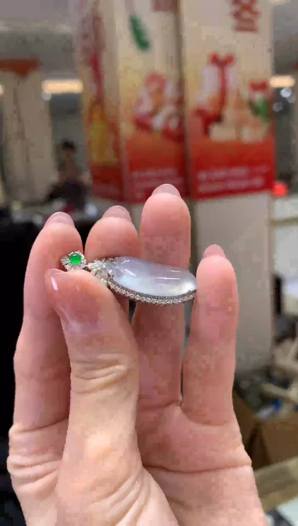 18K金镶嵌戒指翡翠|不退不换