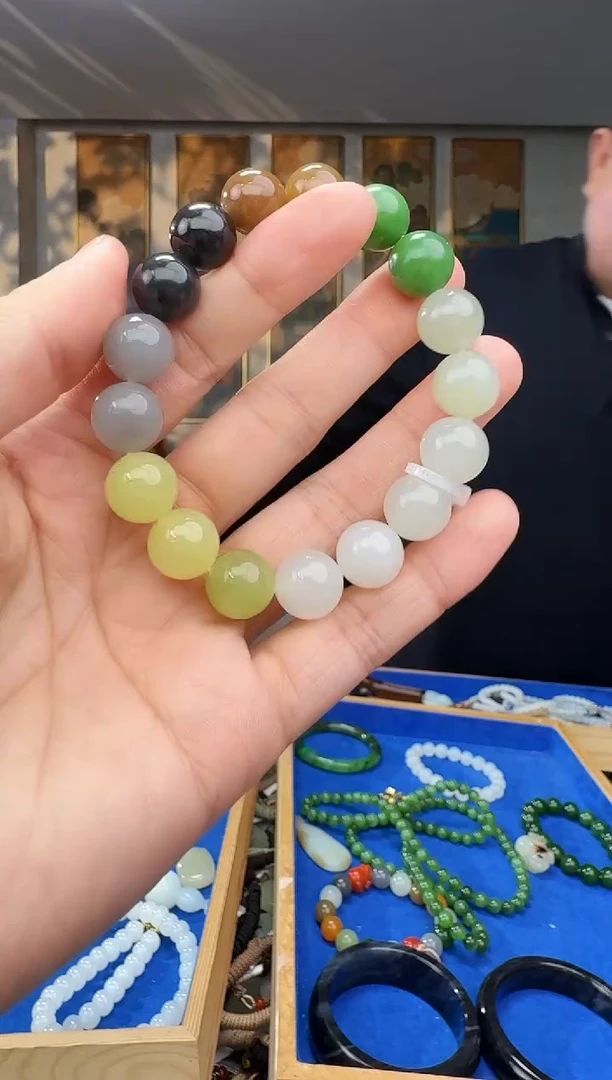未镶嵌和田玉挂件拍一发一