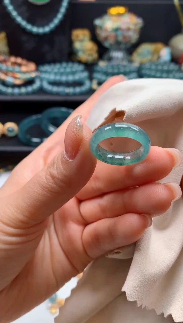 【闪购商品】翡翠颈饰未镶嵌0615538039