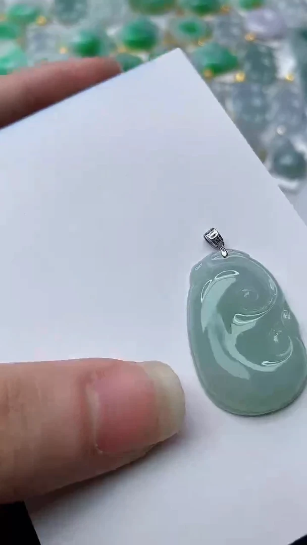 【闪购商品】翡翠颈饰18K金镶嵌93..........