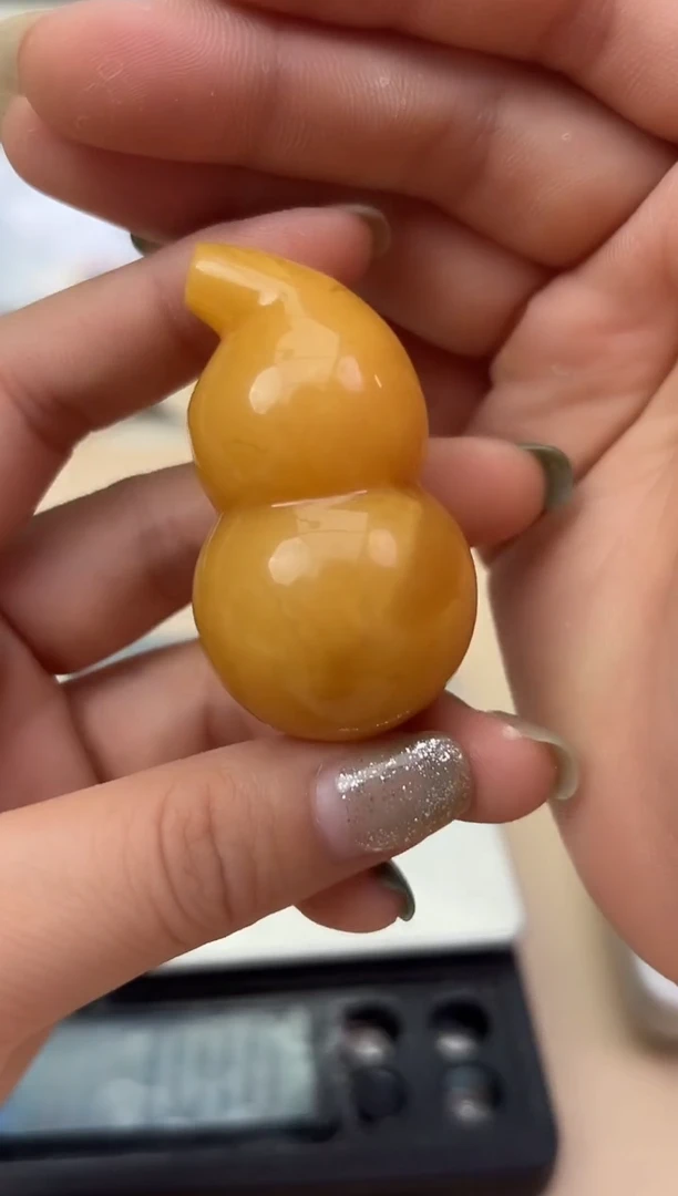 未镶嵌蜜蜡裸石蜜蜡吊坠