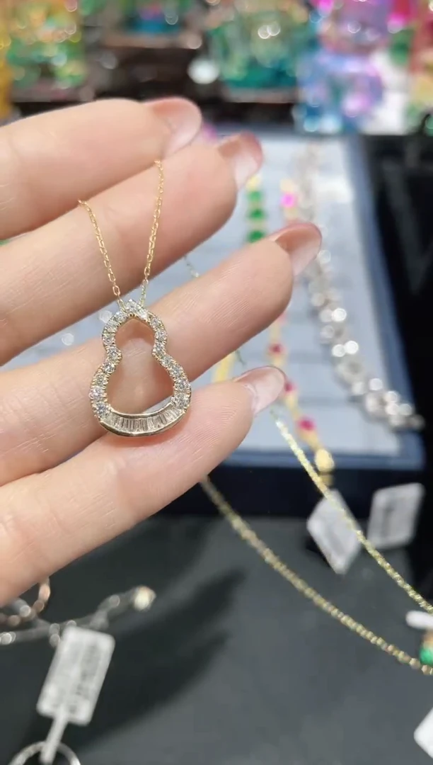 18K金镶嵌项链钻石项链