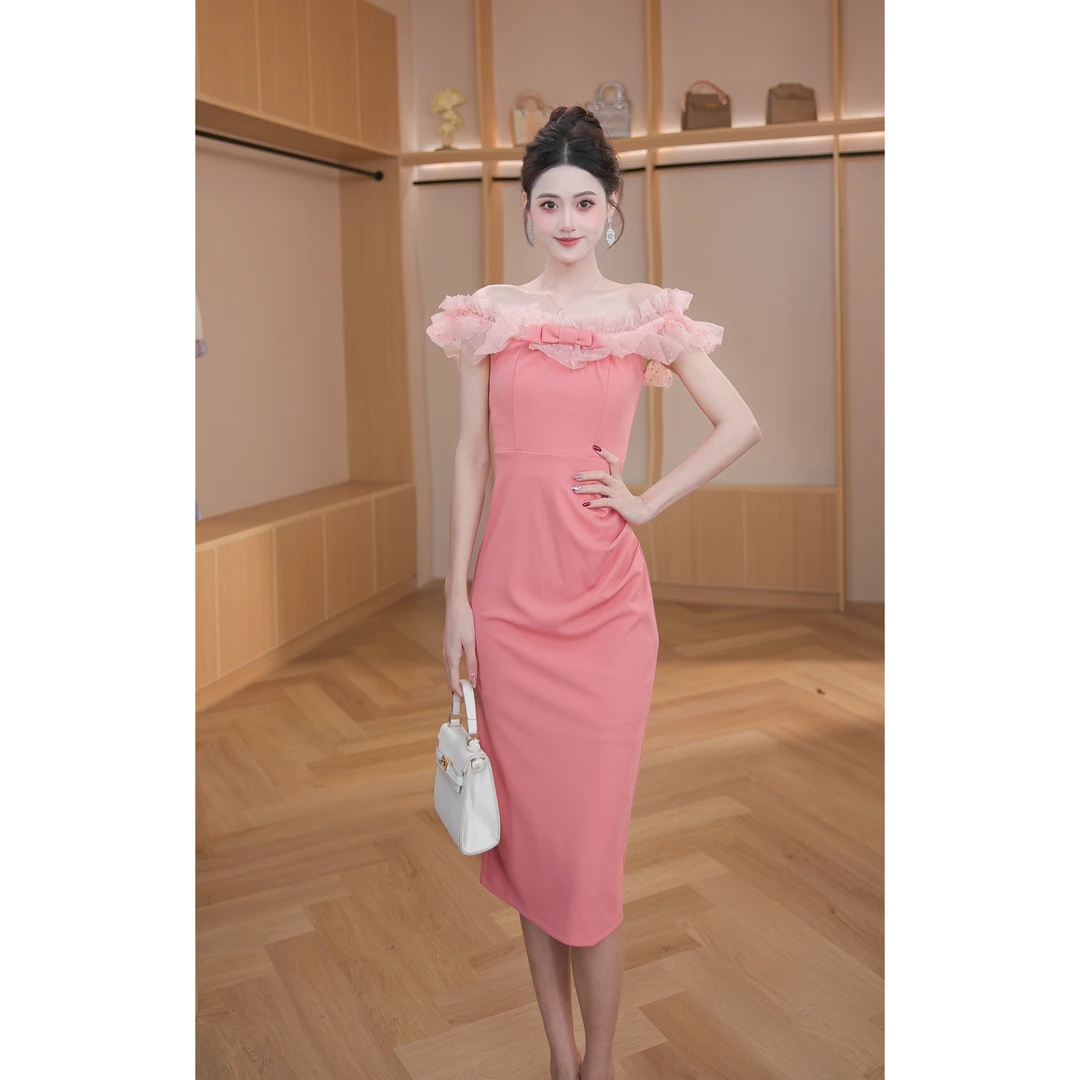 新款高级感法式轻奢优雅名媛修身一字肩显瘦连衣裙20099