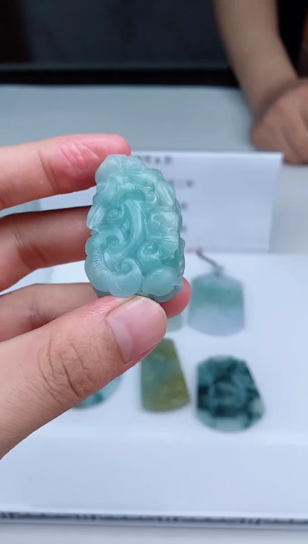 未镶嵌定制翡翠天然A货翡翠