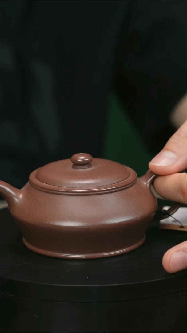 茶壶紫砂漠*H1790范菊芳光素曼殊