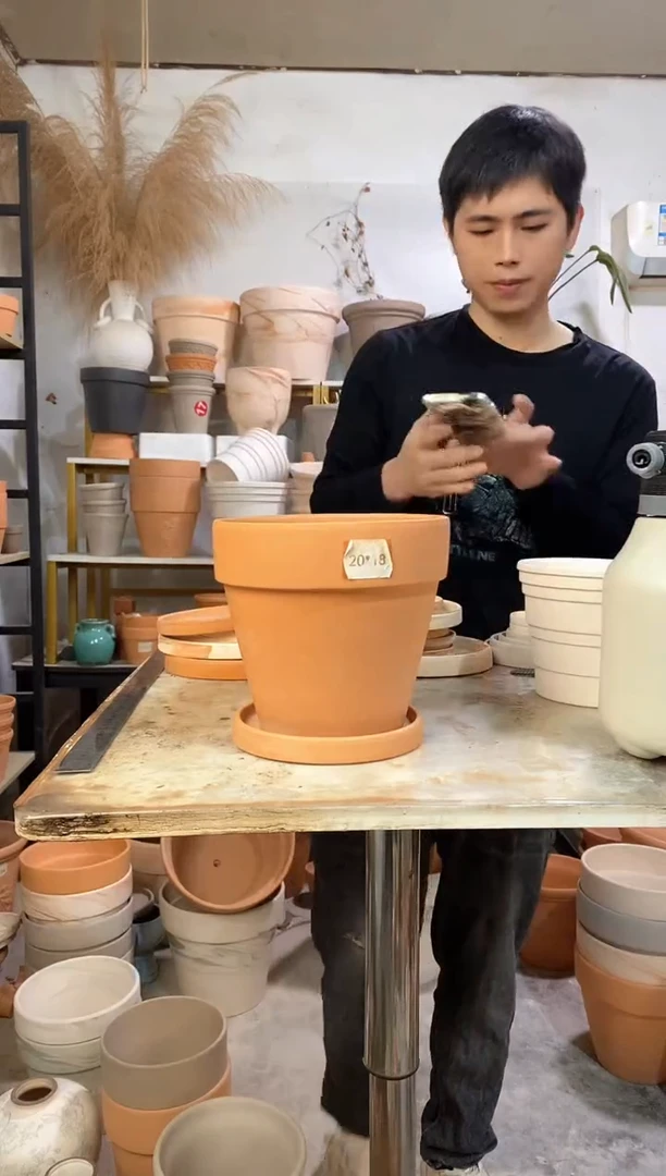 20*18红陶国际 2盆2托