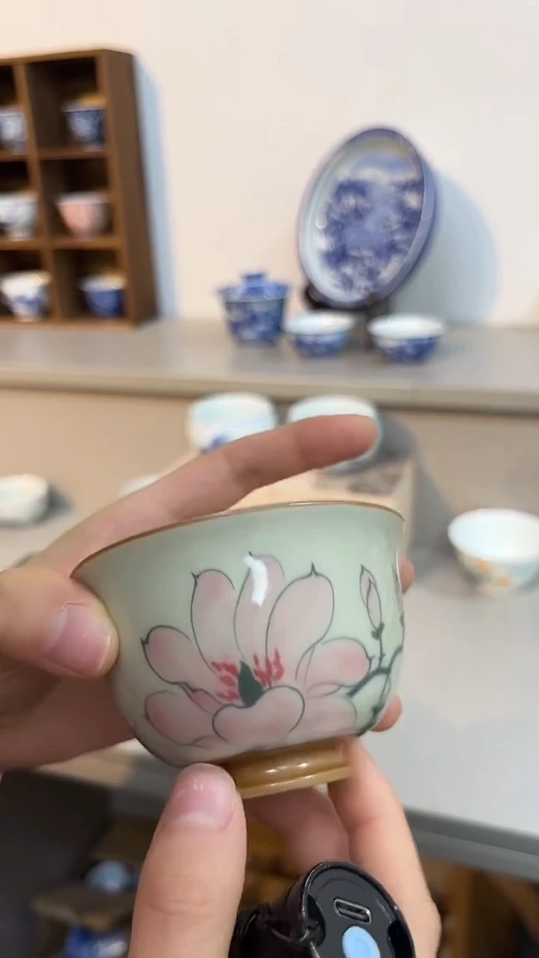 景德镇高温瓷玉兰大压手