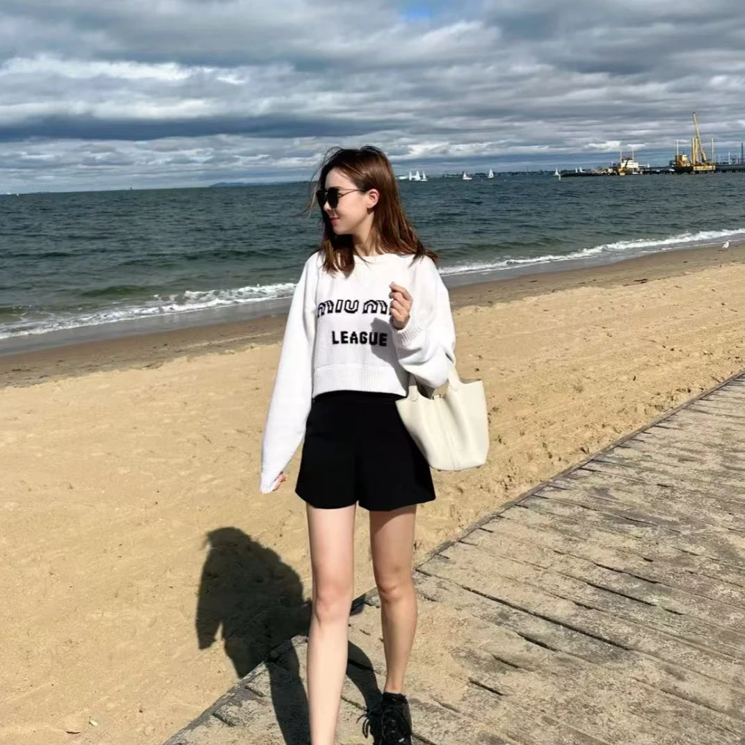 全新未使用 MIU MIU/缪缪 奶白色字母logo毛衣