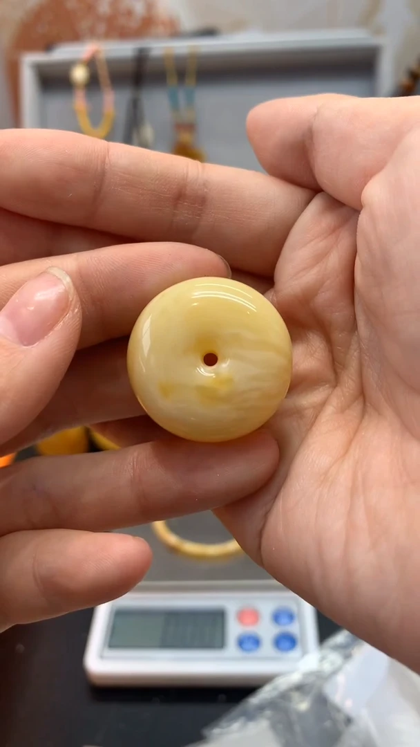 【闪购商品】琥珀珠宝奇石未镶嵌75