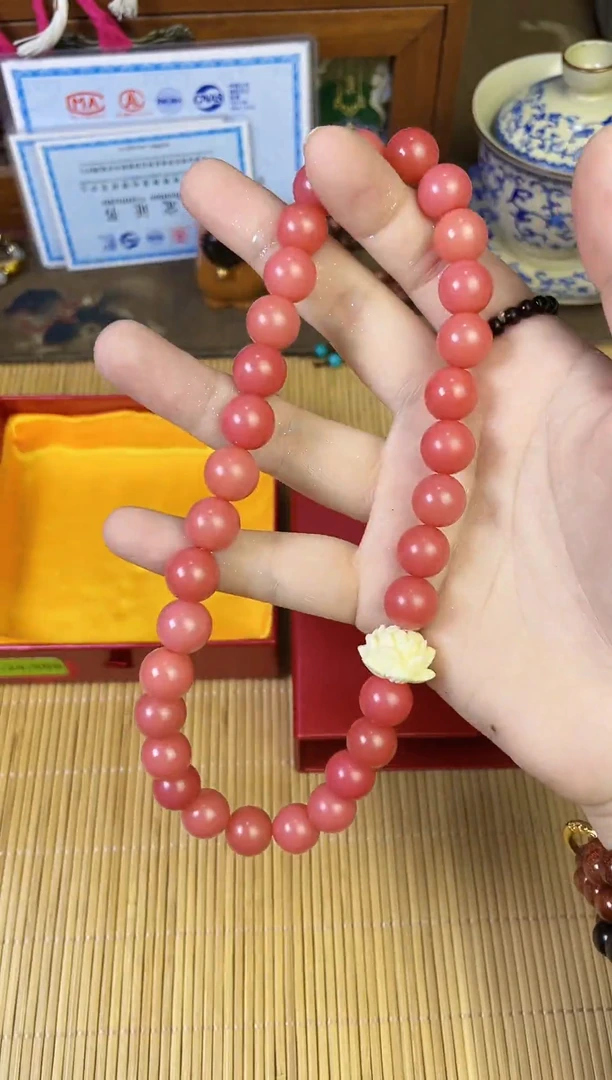非洲檀香手串/手链菩提木质玉石手串/多发性其一/不带盒子