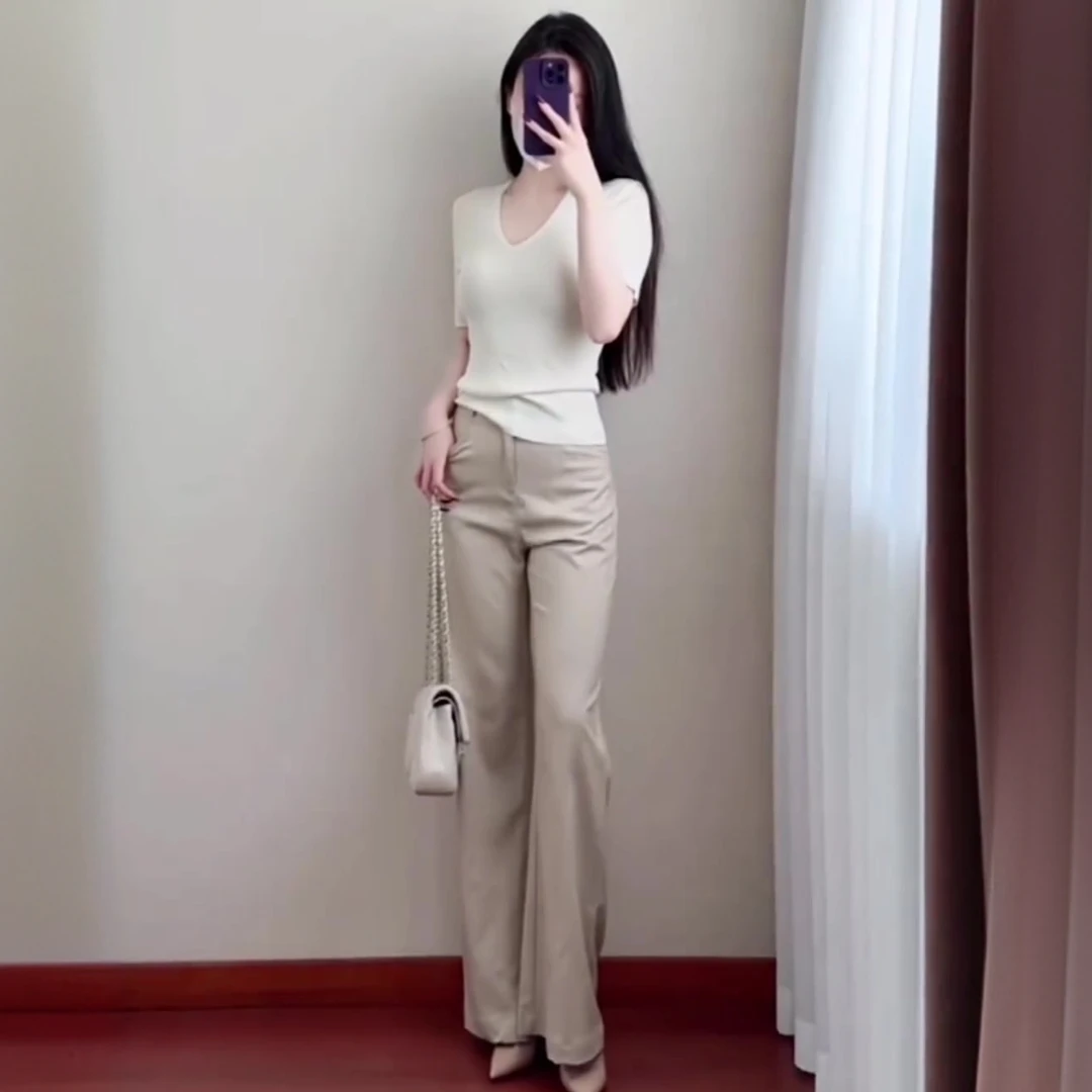 今年流行穿搭一整套2025新款早春女修身V领短袖上衣阔腿裤两件套