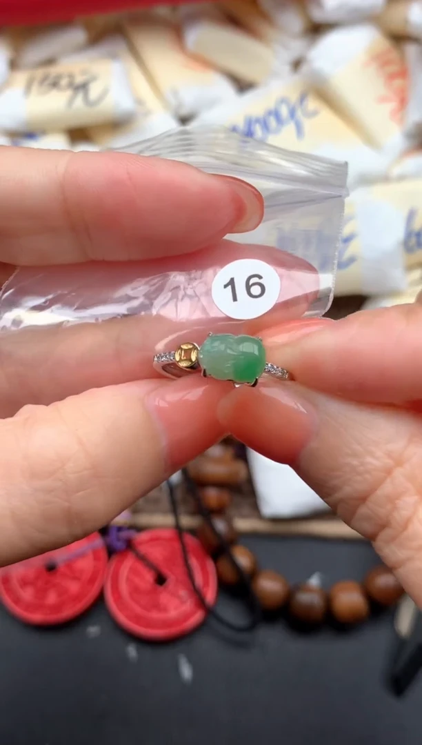 银S925镶嵌挂件翡翠1