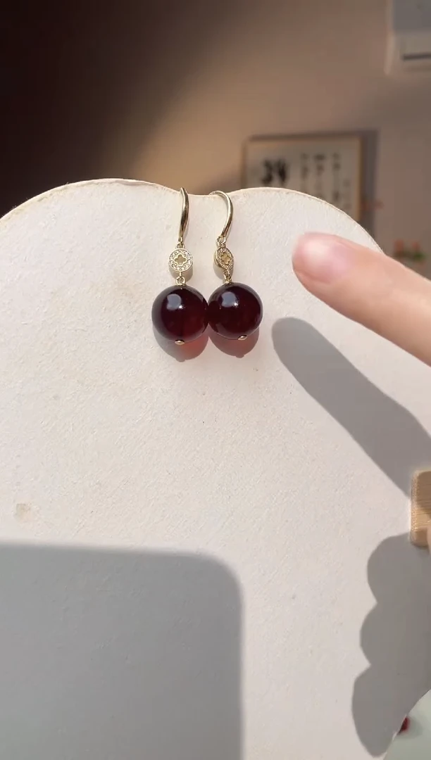 裸石琥珀未镶嵌15+血珀耳环