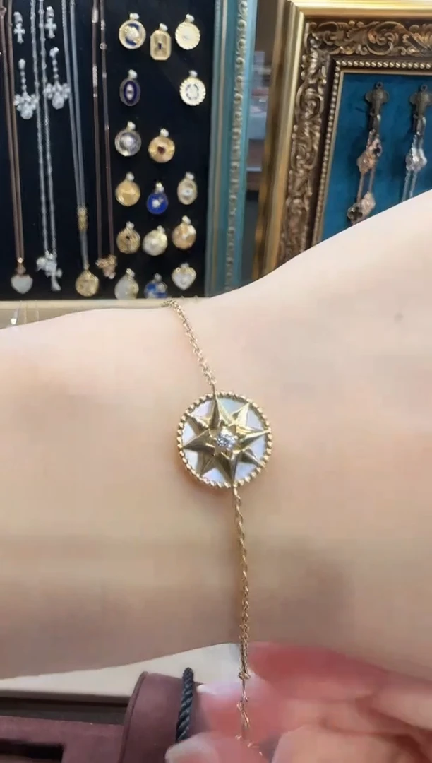 18K金镶嵌手链钻石罗盘手链