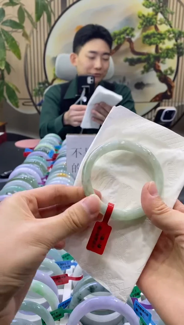 未镶嵌手镯翡翠9103