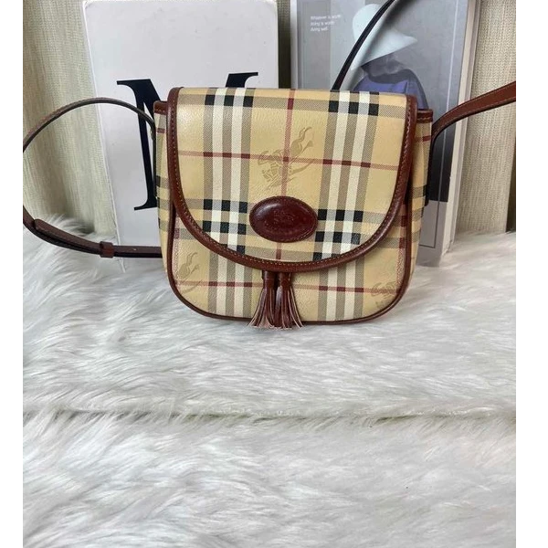 95新 BURBERRY/博柏利 格纹流苏包/FYMS06702575/2575/修复品