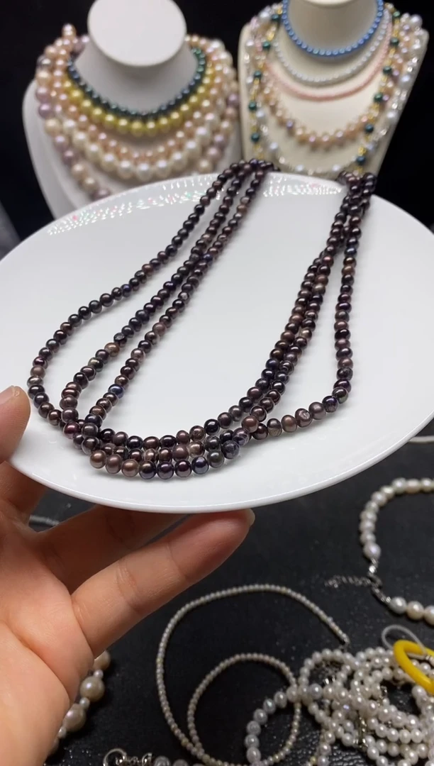 颈饰未镶嵌淡水珍珠多人