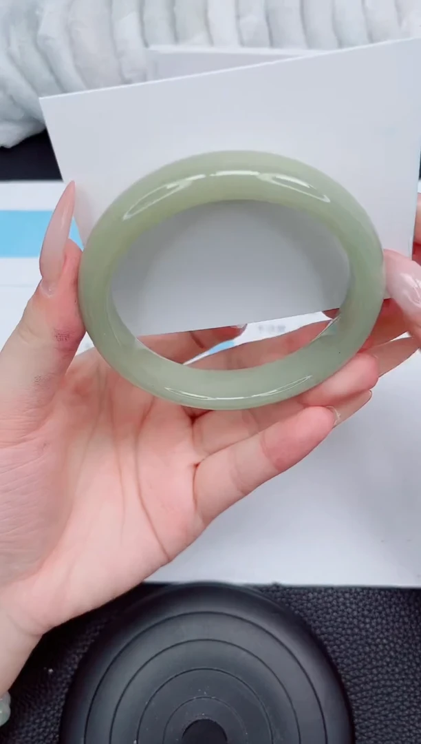 石英质玉手镯未镶嵌131-65.2