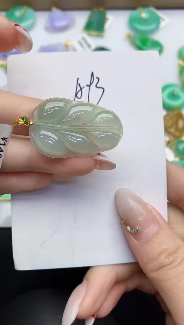 【闪购商品】翡翠颈饰18K金镶嵌00000000000