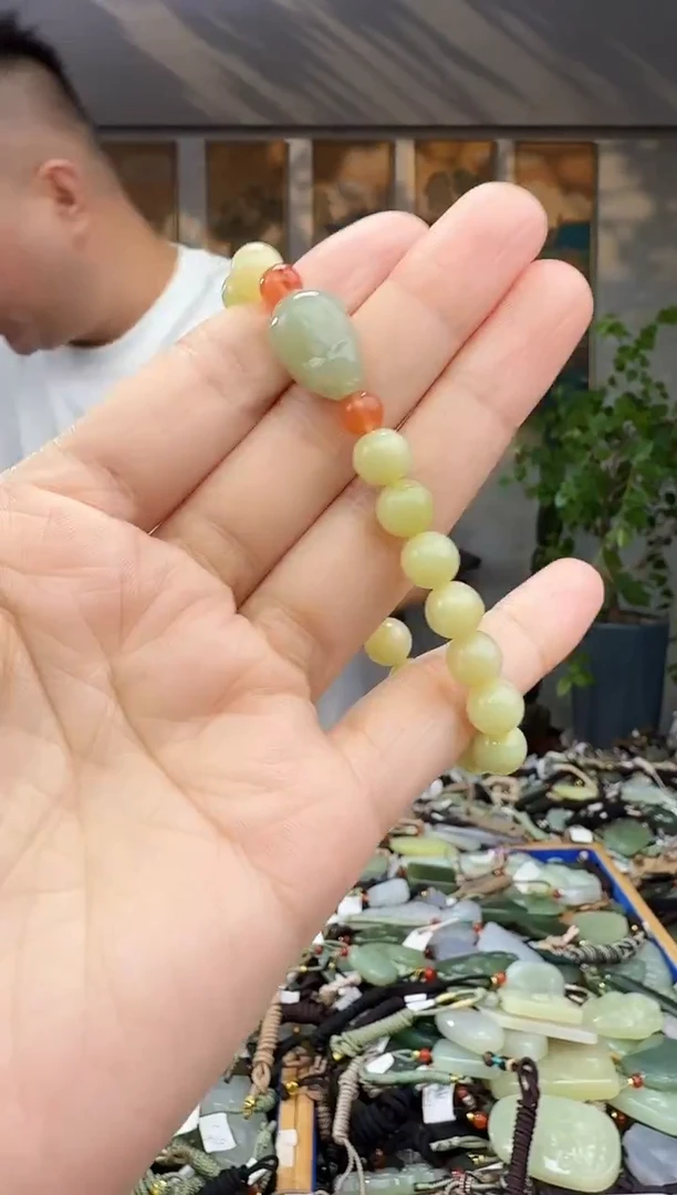 未镶嵌和田玉挂件拍一发一