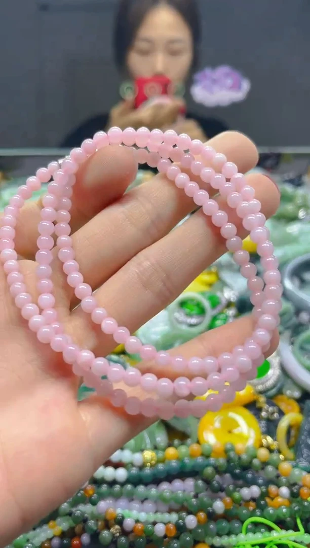 颈饰未镶嵌翡翠4MM/U/翡翠A货，一件也是批发价