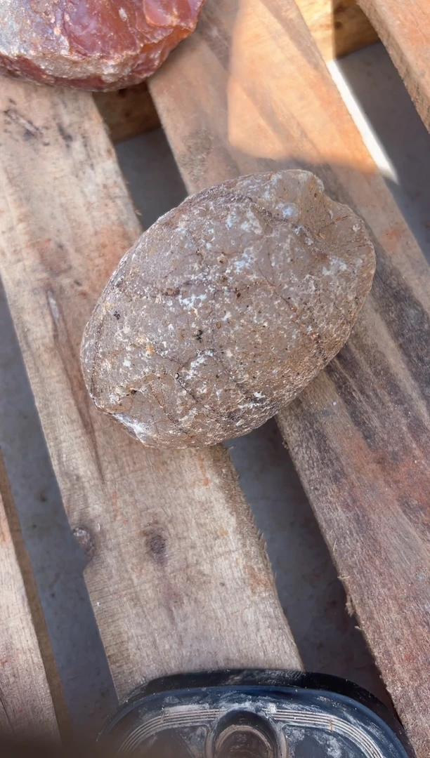 未镶嵌原石玛瑙/玉髓?****河天然玛瑙原石#4