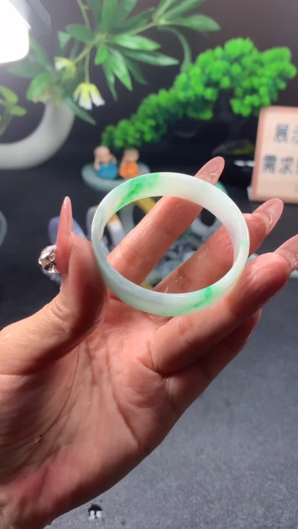 未镶嵌定制定制翡翠_**莹50+方公主