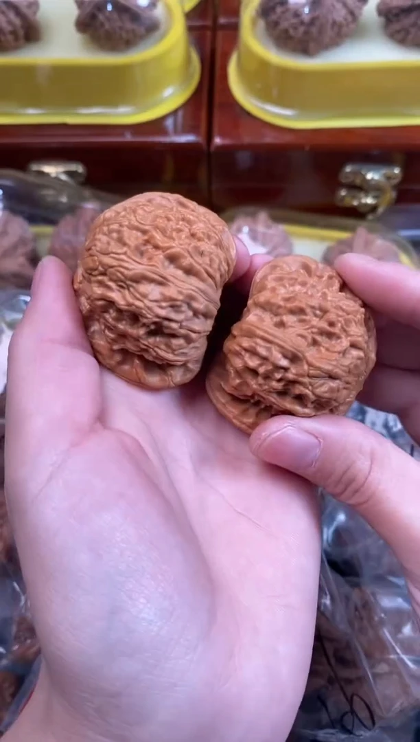 把件文玩核桃白狮子45尺A807