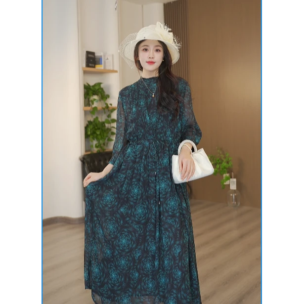 8303【星野流莹】2025夏季新款收腰显瘦气质连衣裙