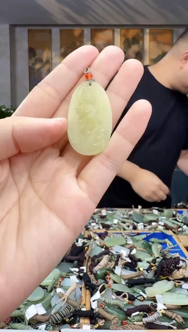 未镶嵌和田玉挂件拍一发一