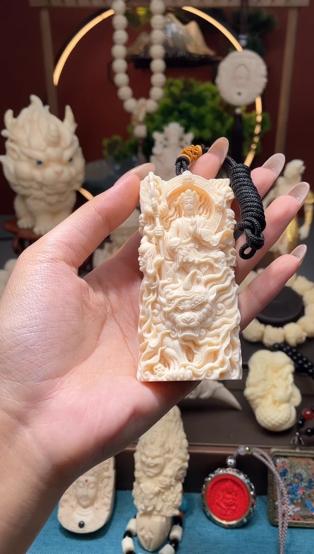 【闪购商品】菩提根/象牙果吊坠【重工版】地藏