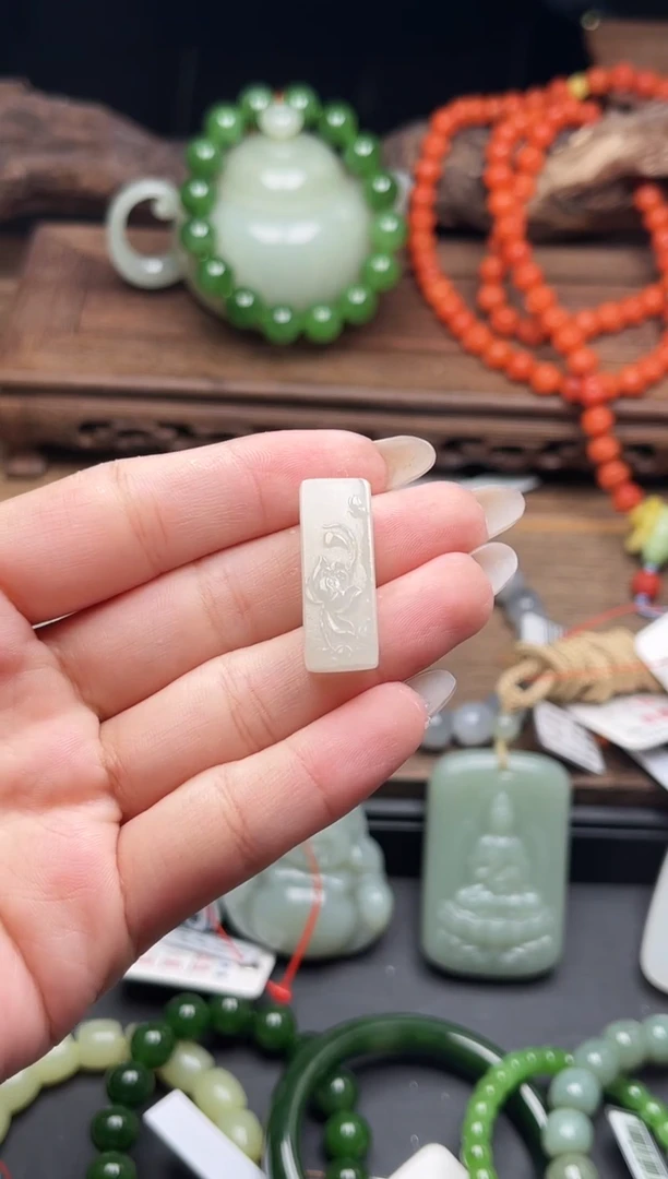 吊坠(不含链)未镶嵌和田玉新疆于田 花开富贵9010530