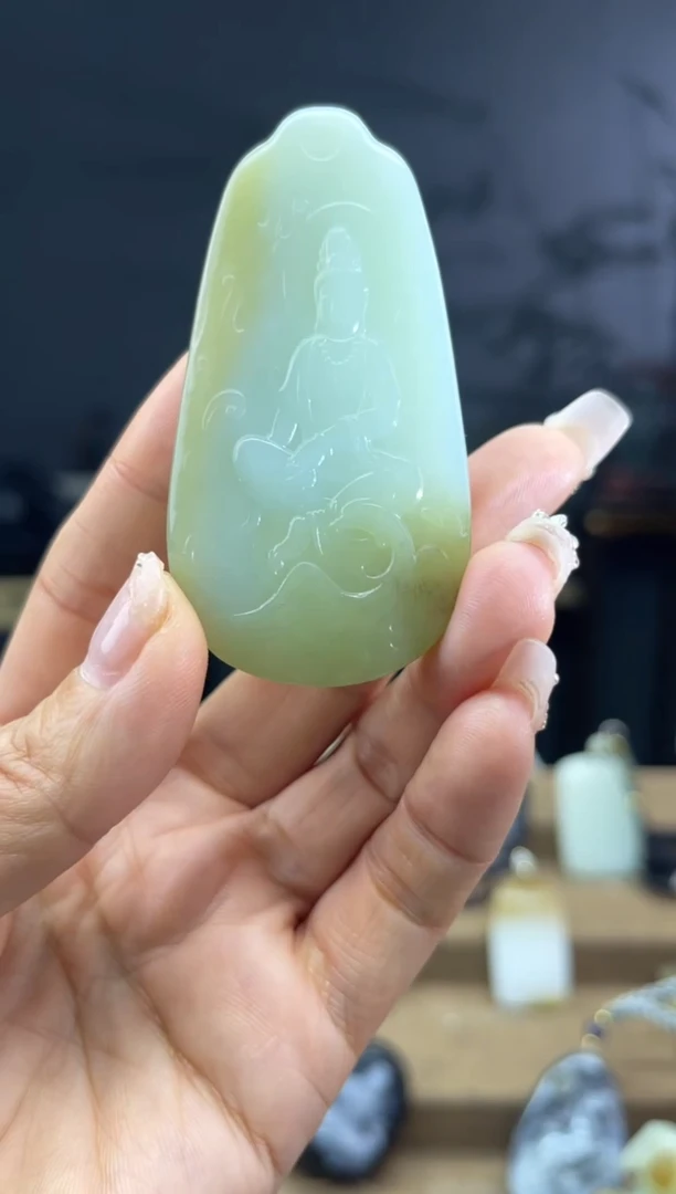 颈饰未镶嵌和田玉1