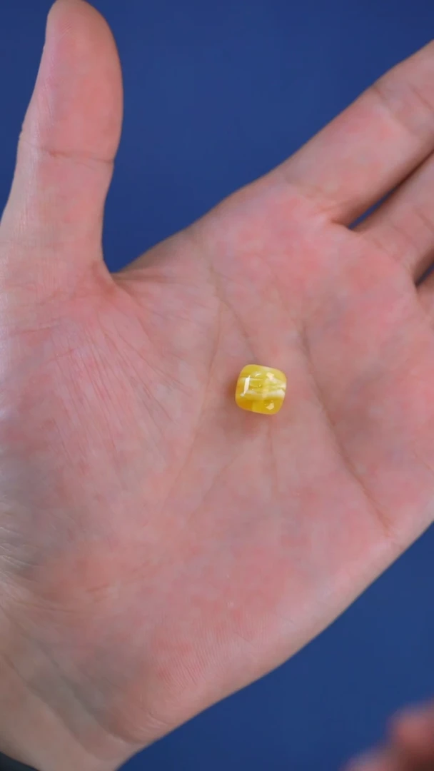 未镶嵌琥珀手链10mm老型单珠多样性发货