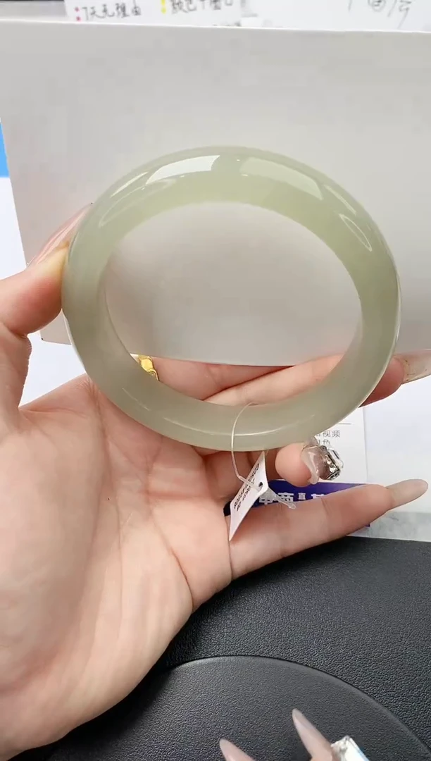 未镶嵌手镯石英质玉w48-DB多样性发货65+