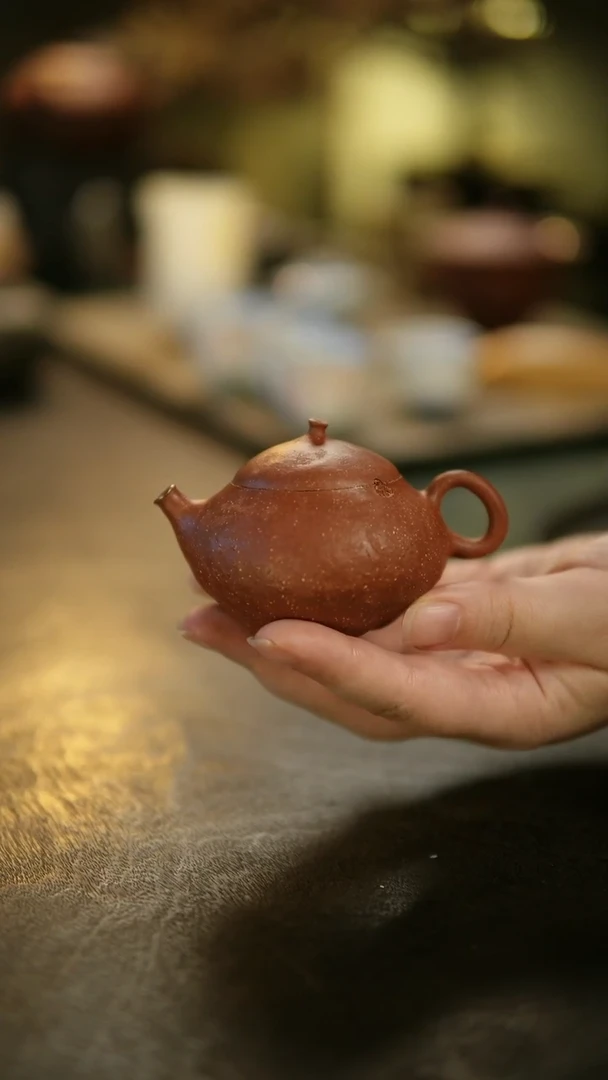 阿眠     贤生手作朱泥壶