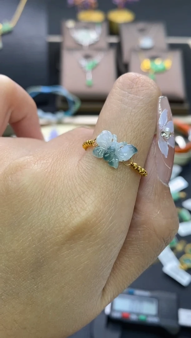 【闪购商品】翡翠颈饰18K金镶嵌净货15936