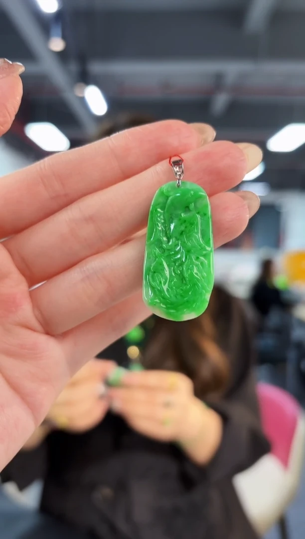 【闪购商品】翡翠颈饰18K金镶嵌 缅料A货/支持复检/一件