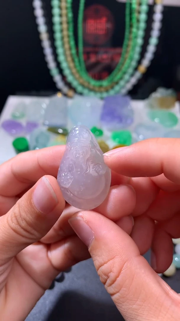 未镶嵌定制翡翠