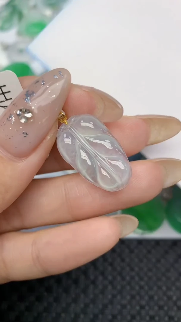 颈饰18K金镶嵌翡翠天然缅甸翡翠a货百元以上9元证书费自理