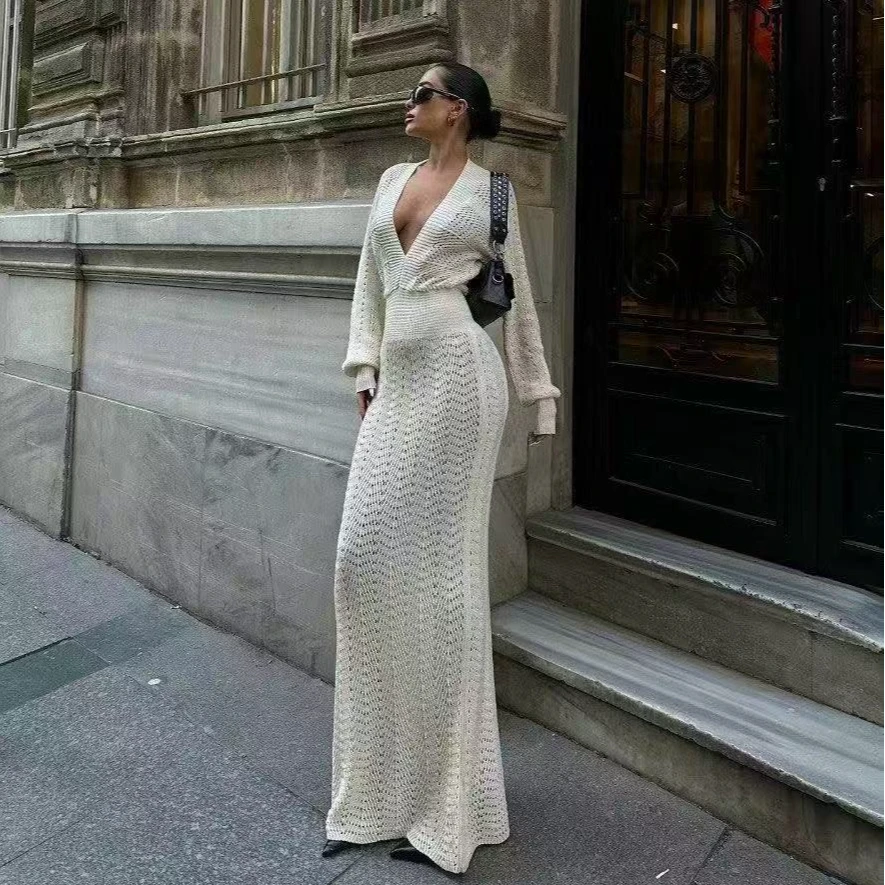 欧美性感镂空深V领喇叭长袖修身显瘦中长款针织连衣裙罩衫裙