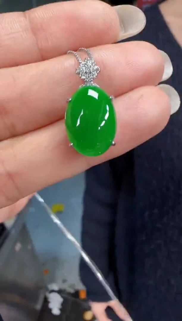 未镶嵌定制翡翠翡翠吊坠105